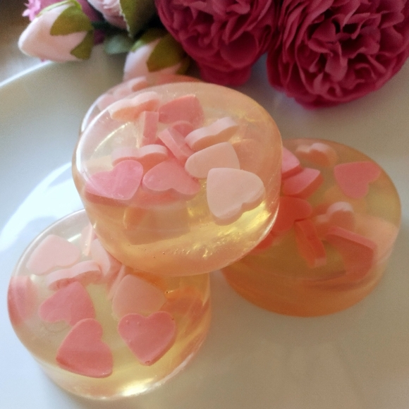 Handmade "Love Hearts" Soap with Sweet Orange and Bergamot Essential Oils - Picture 2 of 4